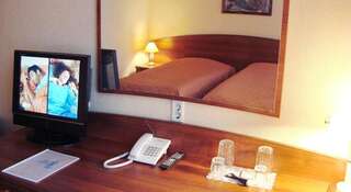 Гостиница Парк Отель Дубна Стандартный двухместный номер с 2 отдельными кроватями-4